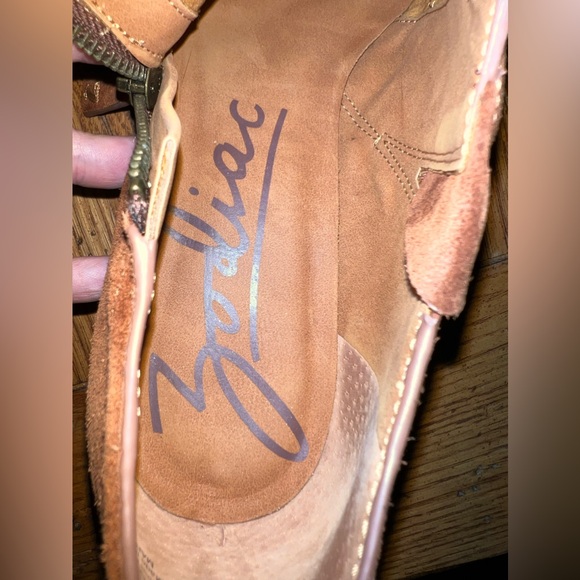 Zodiac Women’s Brown Leather Margot Suede Ankle Booties! Size 9.5M. - Picture 7 of 16